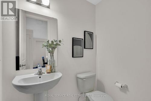 472 Trevor Street, Cobourg, ON - Indoor Photo Showing Bathroom