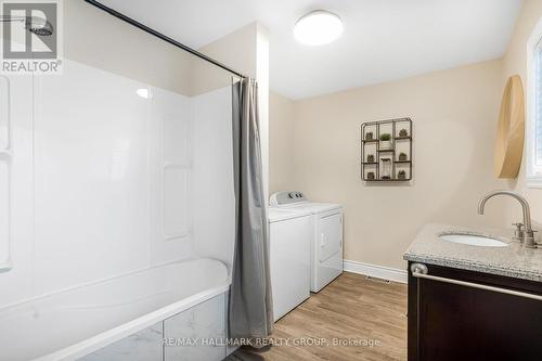 2631 County Road 17 Road E, Champlain, ON - Indoor Photo Showing Bathroom