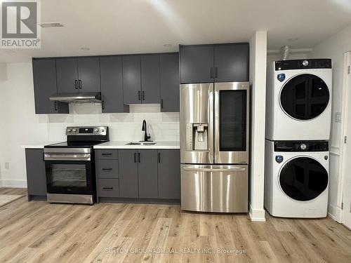 49 Woodbury Crescent, Newmarket, ON - Indoor Photo Showing Laundry Room