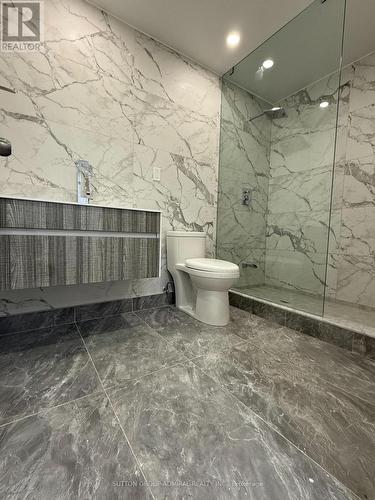 49 Woodbury Crescent, Newmarket, ON - Indoor Photo Showing Bathroom