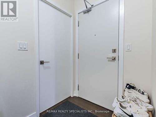 3102 - 4011 Brickstone Mews, Mississauga, ON - Indoor Photo Showing Other Room