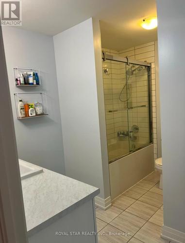 25 Christine Elliott Avenue, Whitby, ON - Indoor Photo Showing Bathroom