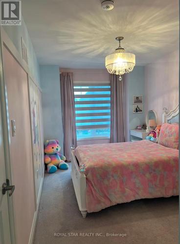 25 Christine Elliott Avenue, Whitby, ON - Indoor Photo Showing Bedroom