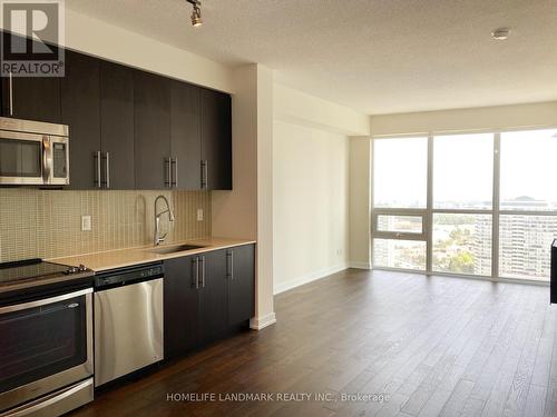 2310 - 510 Curran Place, Mississauga, ON - Indoor Photo Showing Kitchen