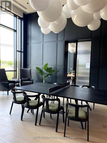 1706 - 3220 William Colston Avenue, Oakville, ON - Indoor Photo Showing Dining Room