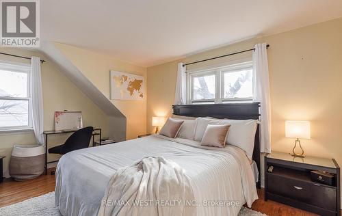 66 Mcmurchy Avenue N, Brampton, ON - Indoor Photo Showing Bedroom