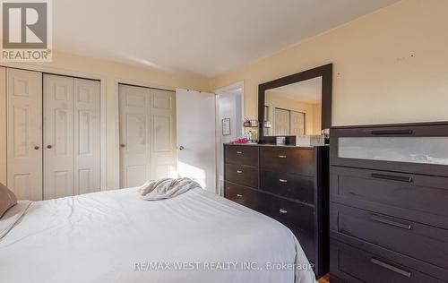 66 Mcmurchy Avenue N, Brampton, ON - Indoor Photo Showing Bedroom