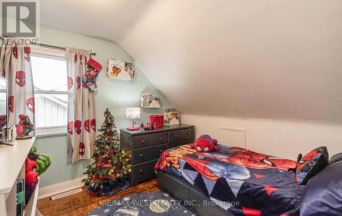 66 Mcmurchy Avenue N, Brampton, ON - Indoor Photo Showing Bedroom