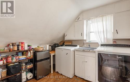 66 Mcmurchy Avenue N, Brampton, ON - Indoor Photo Showing Laundry Room