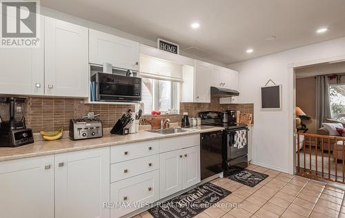 66 Mcmurchy Avenue N, Brampton, ON - Indoor Photo Showing Kitchen