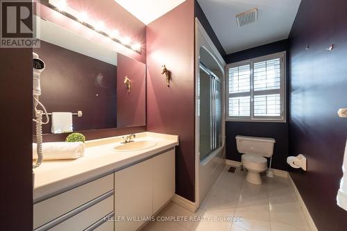 6 - 230 Meadowbrook Drive, Hamilton, ON - Indoor Photo Showing Bathroom