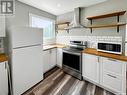 387 2Nd Avenue Nw, Swift Current, SK  - Indoor Photo Showing Kitchen 