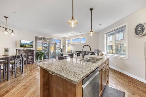 6304-4026 Pritchard Drive, West Kelowna, BC - Indoor Photo Showing Kitchen With Double Sink With Upgraded Kitchen