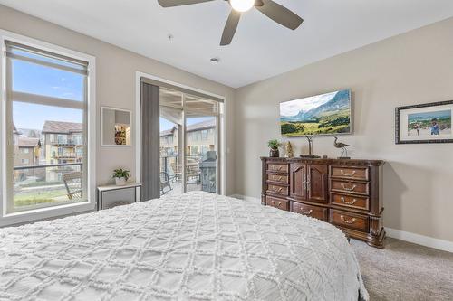 6304-4026 Pritchard Drive, West Kelowna, BC - Indoor Photo Showing Bedroom