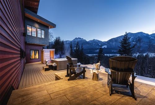 1944 Leidloff Road, Revelstoke, BC - Outdoor With Deck Patio Veranda With Exterior