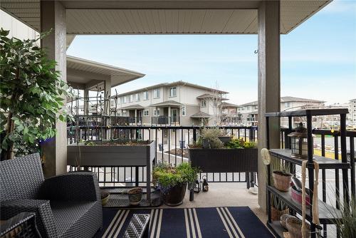 49-300 Drysdale Boulevard, Kelowna, BC - Outdoor With Exterior