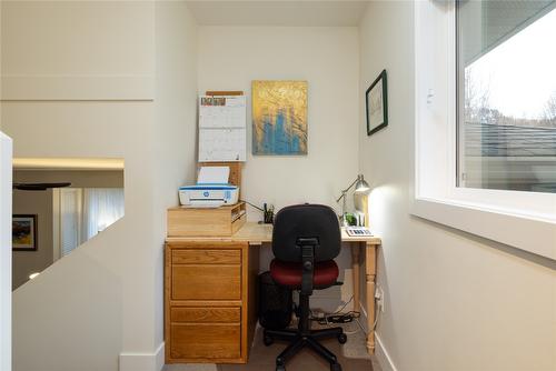 49-300 Drysdale Boulevard, Kelowna, BC - Indoor Photo Showing Office