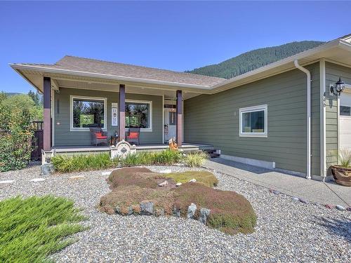 446 Mountain View Dr, Lake Cowichan, BC 