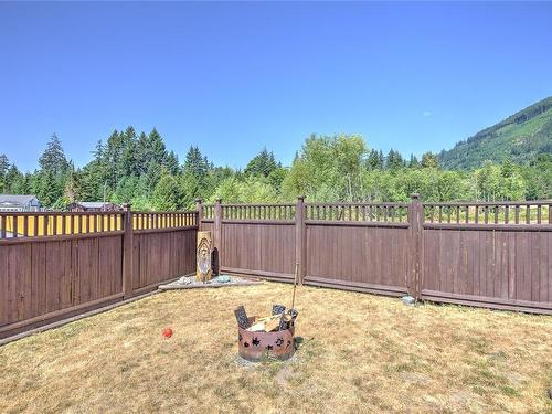 446 Mountain View Dr, Lake Cowichan, BC 