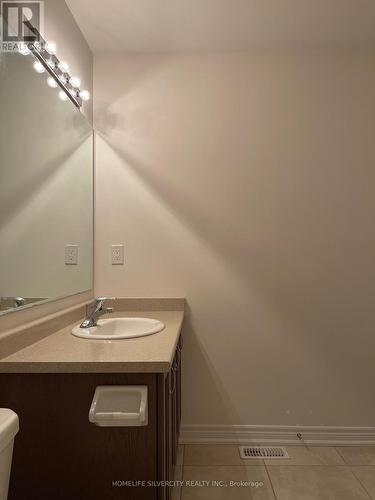 54 - 166 Deerpath Drive, Guelph, ON - Indoor Photo Showing Bathroom