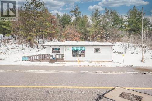 19666 Opeongo Line N, Greater Madawaska, ON 