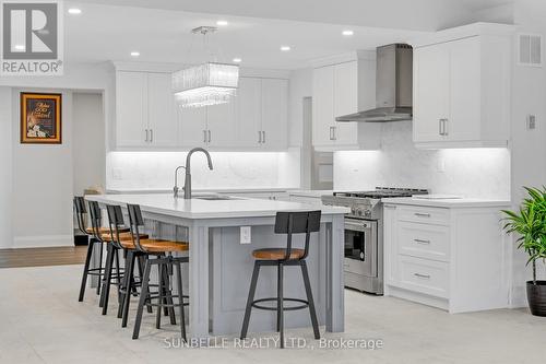 30 Archibald Road, King, ON - Indoor Photo Showing Kitchen With Upgraded Kitchen