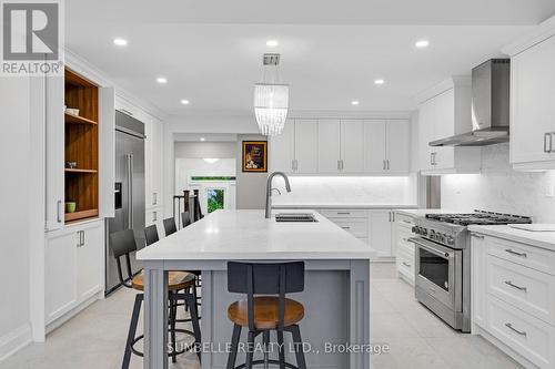 30 Archibald Road, King, ON - Indoor Photo Showing Kitchen With Double Sink With Upgraded Kitchen