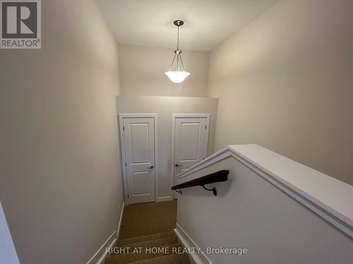 204 Tussock Point, Ottawa, ON - Indoor Photo Showing Other Room