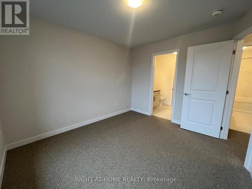 204 Tussock Point, Ottawa, ON - Indoor Photo Showing Other Room