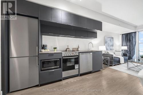 4909 - 181 Dundas Street E, Toronto, ON - Indoor Photo Showing Kitchen With Stainless Steel Kitchen With Upgraded Kitchen