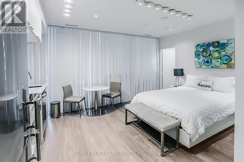 4909 - 181 Dundas Street E, Toronto, ON - Indoor Photo Showing Bedroom