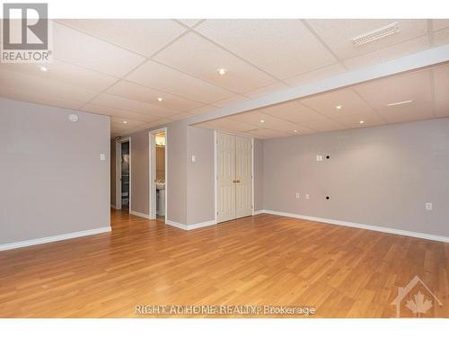 557 Aberfoyle Circle, Ottawa, ON - Indoor Photo Showing Other Room