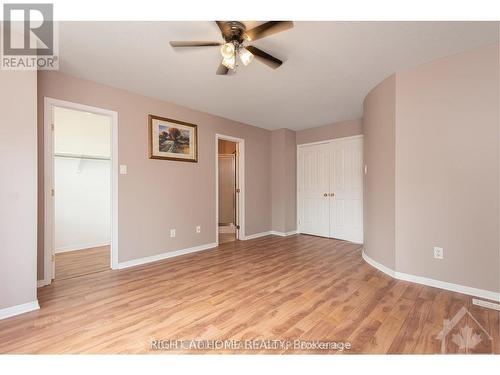 557 Aberfoyle Circle, Ottawa, ON - Indoor Photo Showing Other Room