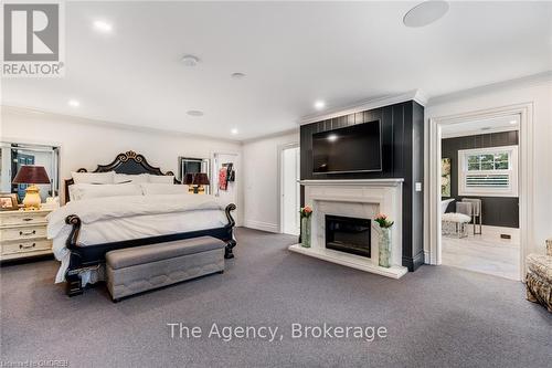 347 East Hart Crescent, Burlington (Roseland), ON - Indoor Photo Showing Bedroom