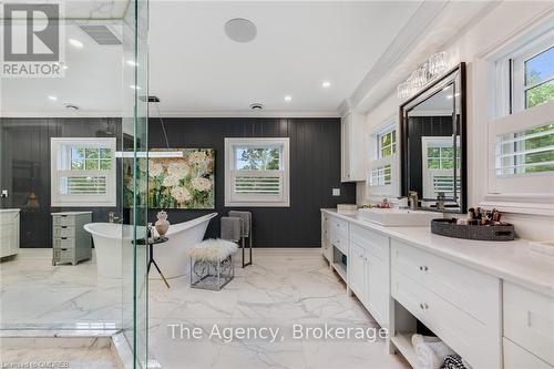 347 East Hart Crescent, Burlington (Roseland), ON - Indoor Photo Showing Bathroom