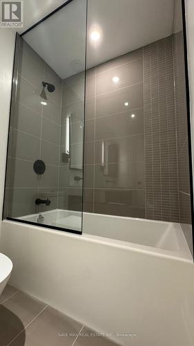 2906 - 127 Broadway Avenue, Toronto, ON - Indoor Photo Showing Bathroom