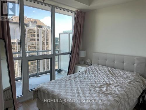 1510 - 88 Sheppard Avenue E, Toronto, ON - Indoor Photo Showing Bedroom