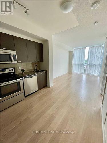 1510 - 88 Sheppard Avenue E, Toronto, ON - Indoor Photo Showing Kitchen With Stainless Steel Kitchen