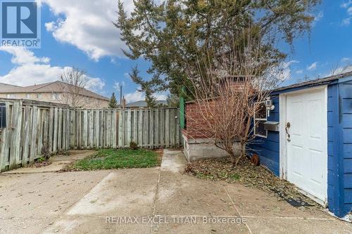 Bsmt - 113 Back Street, Bradford West Gwillimbury, ON - Outdoor