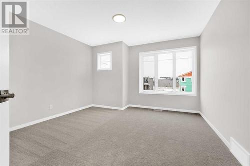 317 Corner Glen Way Ne, Calgary, AB - Indoor Photo Showing Other Room