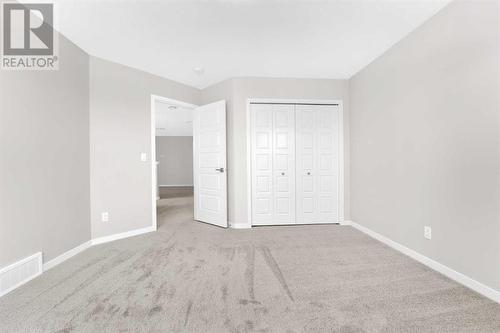 317 Corner Glen Way Ne, Calgary, AB - Indoor