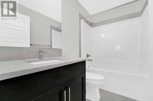 317 Corner Glen Way Ne, Calgary, AB - Indoor Photo Showing Bathroom