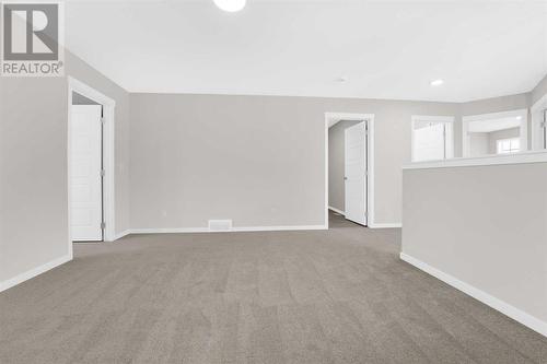 317 Corner Glen Way Ne, Calgary, AB - Indoor Photo Showing Other Room