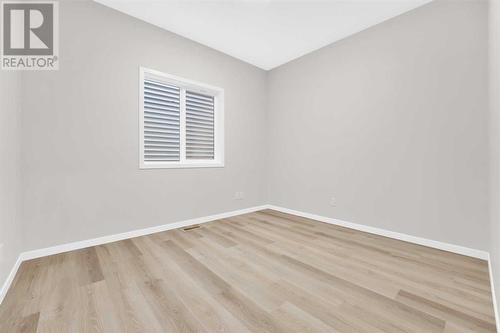 317 Corner Glen Way Ne, Calgary, AB - Indoor Photo Showing Other Room