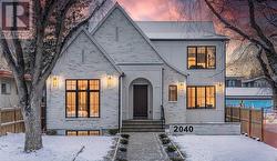 2040 56 Avenue SW  Calgary, AB T3E 1M8