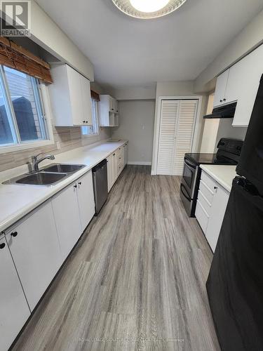 74 Trillium Crescent, Barrie, ON - Indoor Photo Showing Kitchen With Double Sink