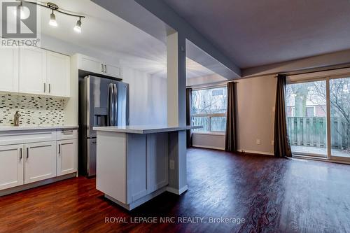 126 - 286 Cushman Road, St. Catharines (444 - Carlton/Bunting), ON - Indoor Photo Showing Kitchen With Upgraded Kitchen