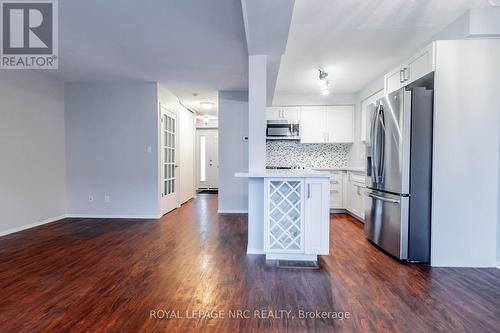 126 - 286 Cushman Road, St. Catharines (444 - Carlton/Bunting), ON - Indoor Photo Showing Kitchen