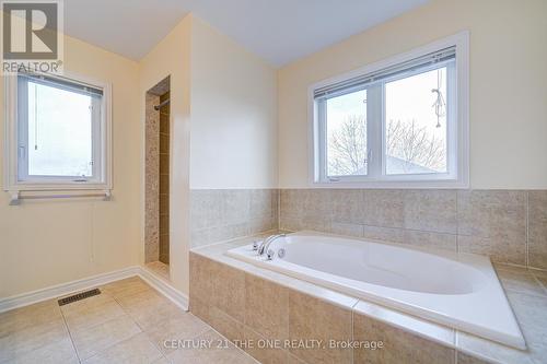 69 James Govan Drive, Whitby, ON - Indoor Photo Showing Bathroom