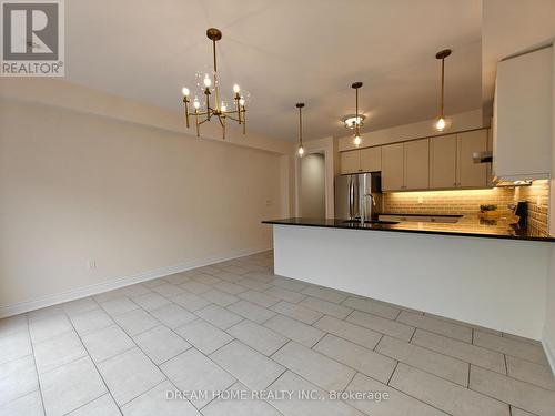 6 Cafaro Lane, Markham, ON - Indoor Photo Showing Kitchen